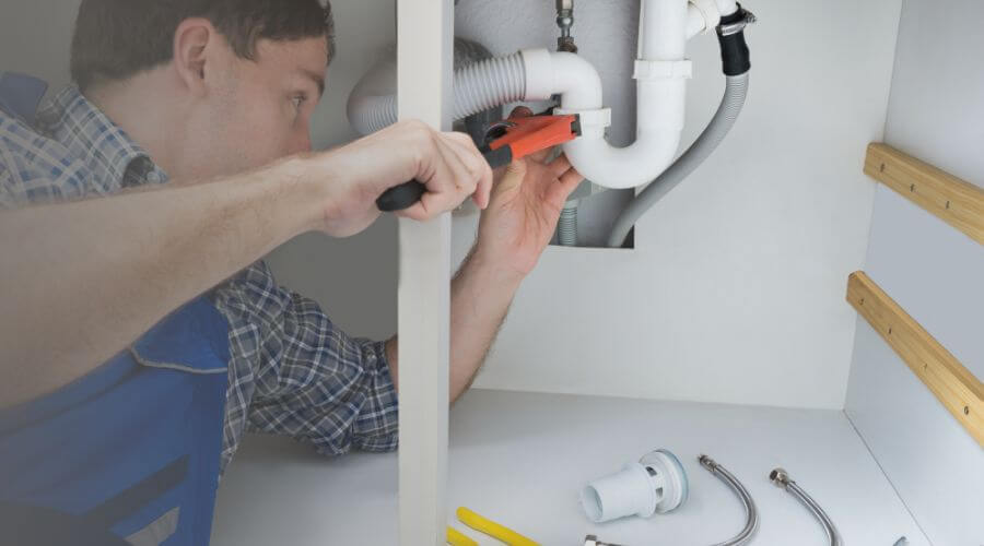 Professional bathroom faucet installation in New Augusta, MS